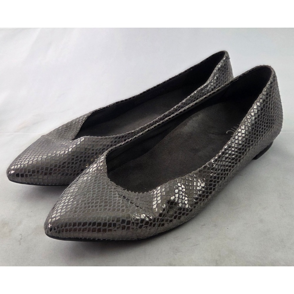 Vionic Caballo Flats Womens 9 Metallic Pewter Snake Print Pointed Toe Shoes